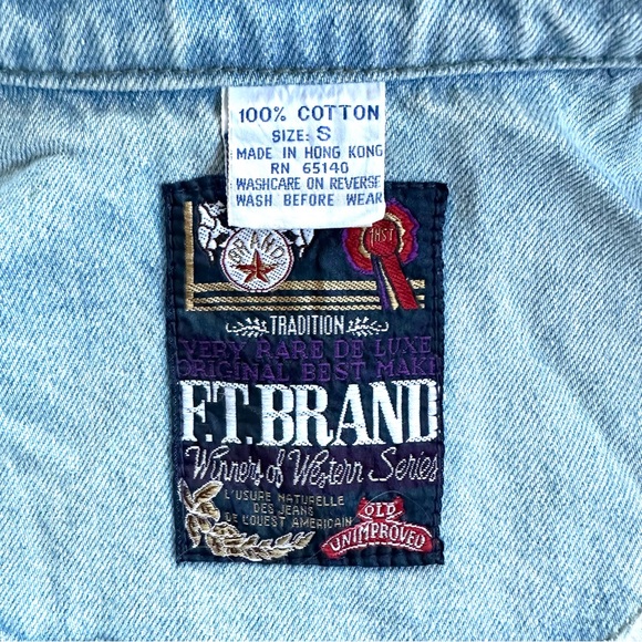 VTG FT BRAND CROPPED LIGHT WASH DENIM JACKET WITH SOUTHWEST PANEL ACCENTS.Sz S - Picture 5 of 10